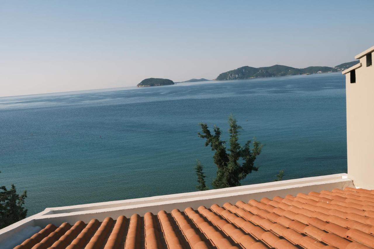 Crystal Bay Apartamento PalaiónTsiflíkion Exterior foto